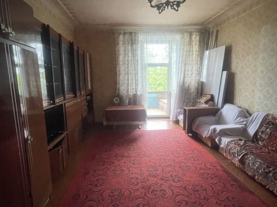 Продаж 3-кімнатної квартира у сталінці біля парку/ Гайок Фурси