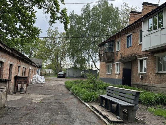 Шкарівка.Продаж 3 кім квартири в центрі Шкарівка