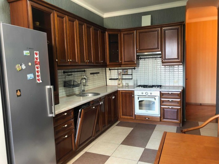 Продам дешево 120м ремонт мебель ЖК Чайка Лобановского метро 10мин - фото 1