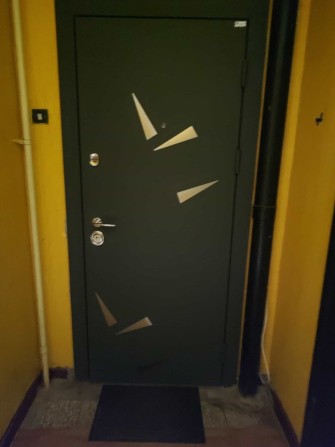 Продам 3-х кімнатну квартиру руминського планування - фото 1