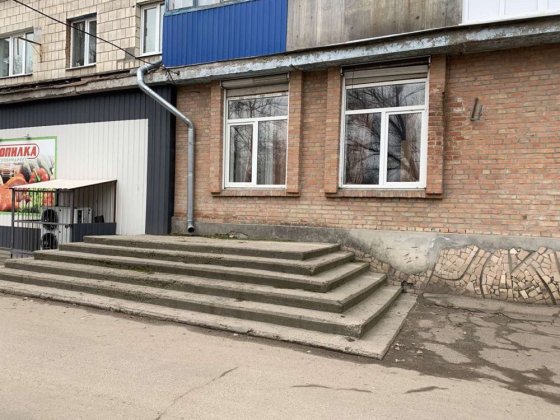 Продажа 3х кімнатної квартири м. Кропивницький, вхід з пандусом Чигиринське