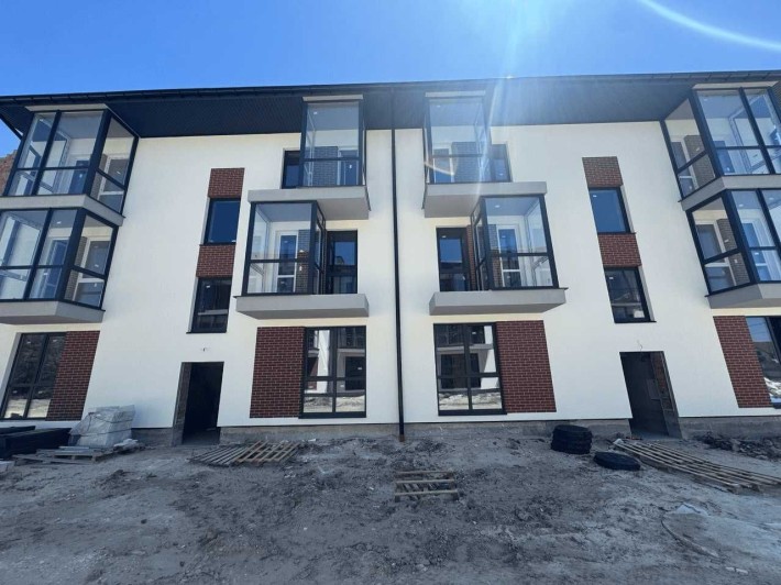 Продаж 2 кімнатна Львів Винники 5 секція 1 поверх - фото 1