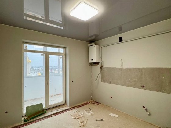 Продаж 2 кімнатної квартири з початковим ремонтом в новобудові Солонка