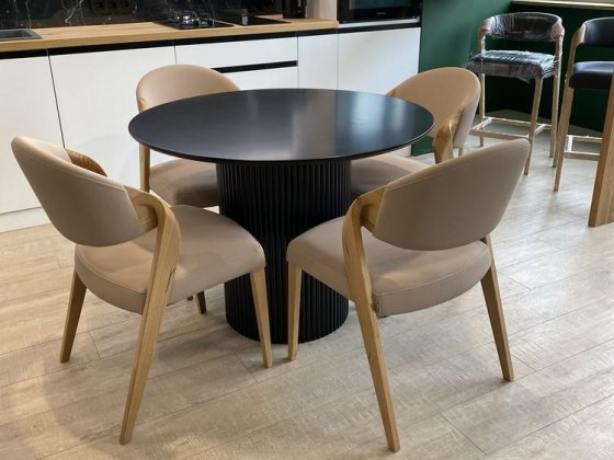 Однокімнатна квартира студія Брюховичи