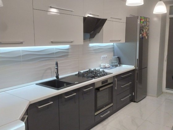 Продам 2 кімнатну квартиру Зубра