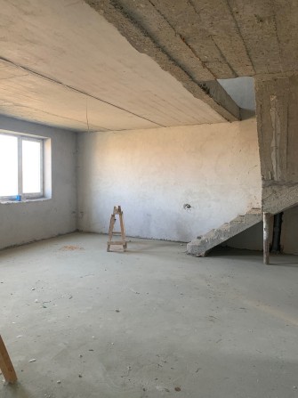 МАКСИМАЛЬНЕ ЗНИЖЕННЯ ЦІНИ. Продаж дворівневої квартири! - фото 1