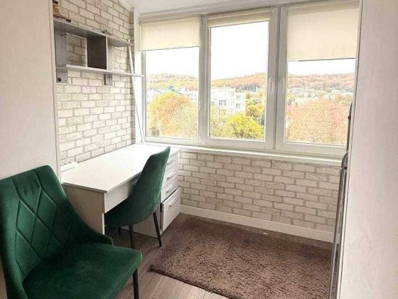 Продаж  видової 1 кімн квартири з мансардою Винники