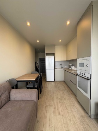 Продаж 1-к. квартири з ремонтом.43 метри.ЖК Компаньйон ,1 будинок. - фото 1