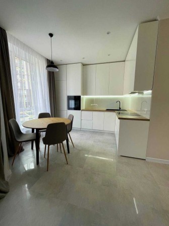 Евродвушка в ЖК Парк Фонтанов с евроремонтом, мебель + техника - фото 1