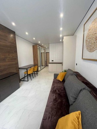 Продается смарт-квартира с ремонтом в ЖК «Акварель-8»(214-870) - фото 1