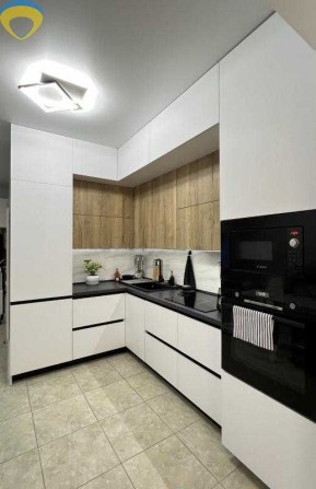 Продам 2-кімнатну євро з ремонтом та укомплектовану-Авангард - фото 1