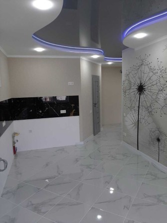 Продам 1-комн. квартиру с Новым ЕВРОРЕМОНТОМ в Кадор на ул. Сахарова - фото 1