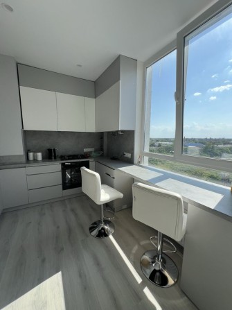 Стильная 3х ком квартира в новом ЖК. Великодолинское. - фото 1