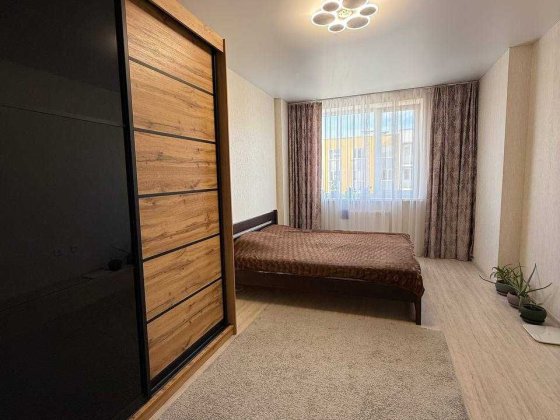 Продам 2-кімнатну квартиру укомплектовану та з ремонтом - 7 Небо! Авангард