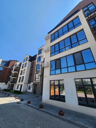 Продам просторную 1 комнатную квартиру 50 м2 в новом ЖК Чайка/Сахарова - фото 1