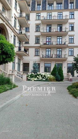 Продам двокімнатну квартиру в новому цегляному будинку - фото 1