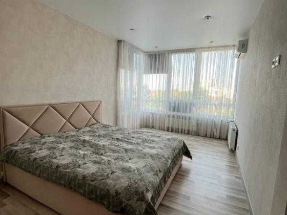 2-комнатная квартира в ЖК "Золотая эра" Крыжановка