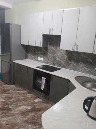 Продам 1-но к. квартиру 43м2 в ЖК Авторський р-н Чорноморська рів'єра. - фото 1