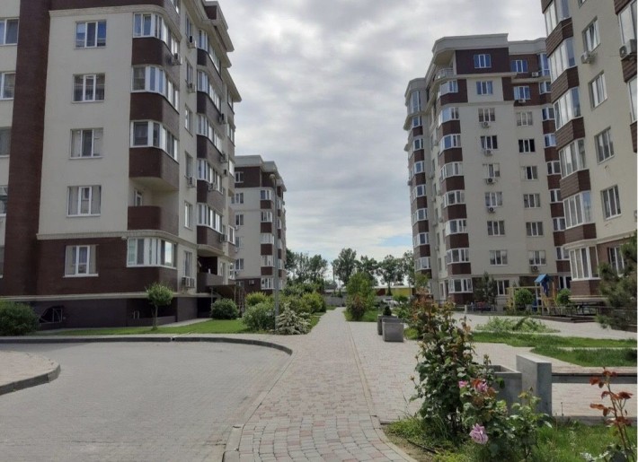 1 комнатная квартира 49 кв.м  в новом Жлом комплексе "Золотая Эра" - фото 1