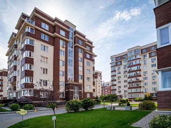 2-х ком кв ЖК ЗОЛОТАЯ ЭРА. Два санузла. Газовый дом. пос. Котовского Крижанівка