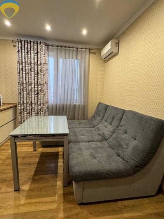 Продам стильну 1-кімнатну квартиру в ЖК 47 Жемчужина на вул. Сахарова! - фото 1