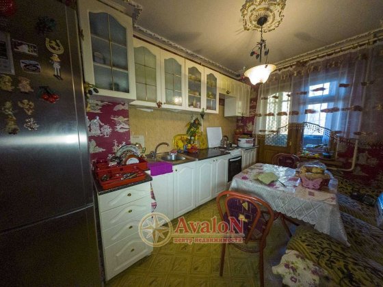 3-ох кімнатна з ремонтом  Заболотного/С.Палія Крижанівка