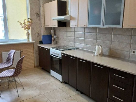 Продам 1 комн. кв.  на ул. Вл. Бувалкина/ Ак. Сахарова Крыжановка