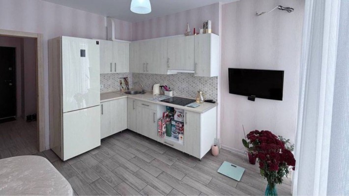 Продам срочно однокомнатную ЖК Артвиль! Лучшая цена! СРОЧНО!!! - фото 1