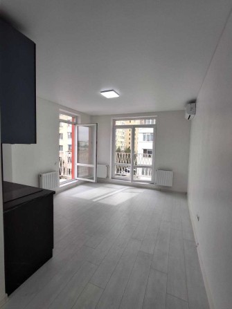 Продам красивую КВАРТИРУ-СТУДИЮ на Бочарова в ЖК "Смарт-СИТИ" - фото 1