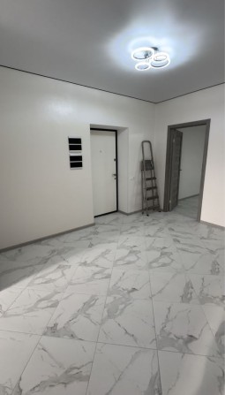 Продам 2-х комнатную квартиру в Авангарде - фото 1