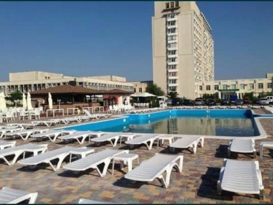 Продам свою квартиру в Затоке ст. Лиманская 1-я линия от моря. Обмен . Каролино-Бугаз