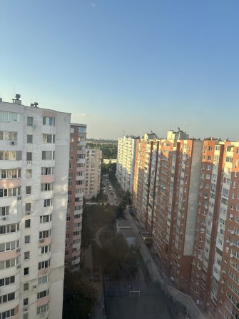 Продам ЖК Радужный кухня-гостиная + спальня.   Ремонт - фото 1