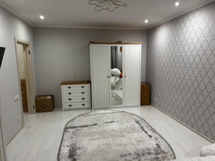 1-ком.на закрытой тер-рии в Черноморке! Укомплектована! 5 мин к МОРЮ! - фото 1