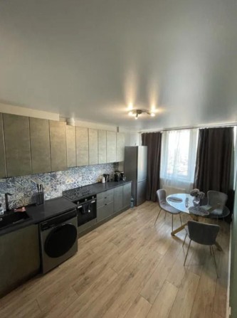 Продам 1-к квартиру с ремонтом в ЖК Маршал Сити (3-190-550) - фото 1