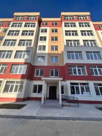 Продам 1 ком жк Розенталь. ул. Строителей. От собственника. 2эт. - фото 1