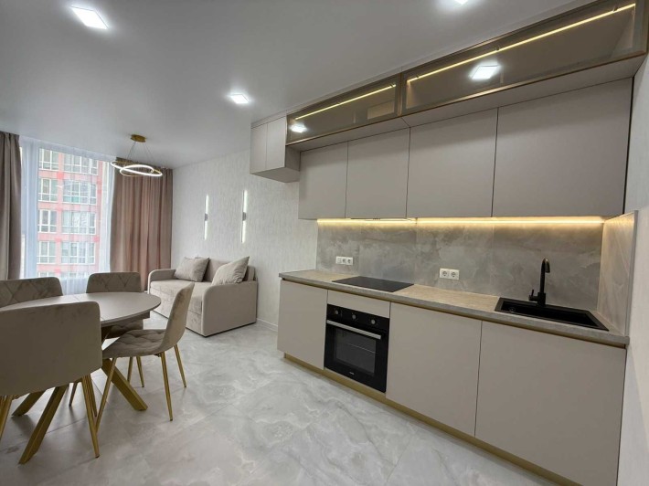 1 комнатная квартира 40м2  с Ремонтом ЖК Акварель 8 - фото 1