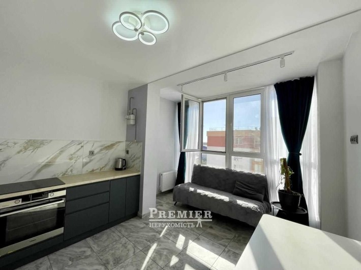 2 комнатная квартира 59 м2 с Ремонтом в ЖК Розенталь - фото 1