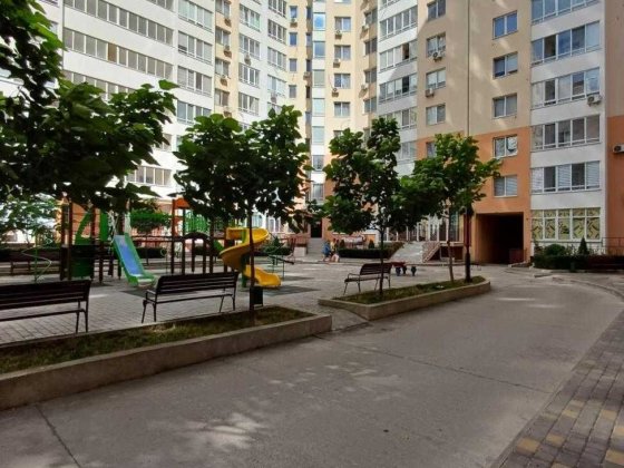 Продам евродвушку 45 кв.м. с ремонтом Лиманка