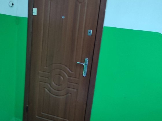 ПРОДАМ 2-кімнатну квартиру в центрі Карлівки (Полтавська обл) Карлівка