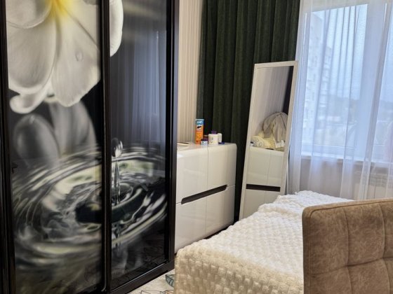 Пропоную обмін 2 х кімнатної квартири на 3 х з доплатою Вараш