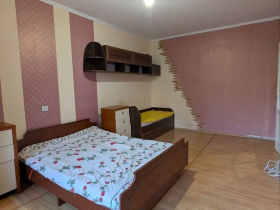 Терміновий продаж 1 кімнатної квартири Обарів