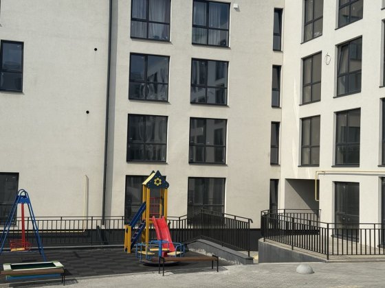 Продам двох кімнатну квартиру Петриков