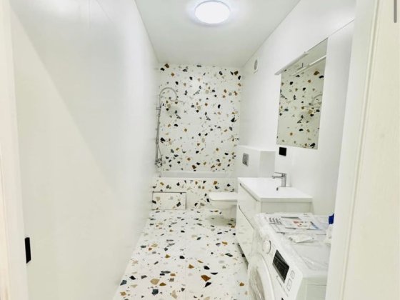 Продаж 1 кім квартири у новому будинку Петриков