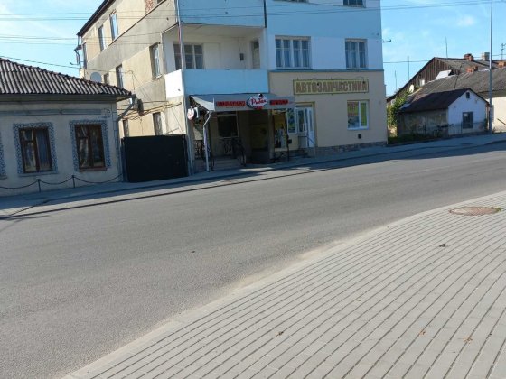 Продам 4к квартиру 86.8 кв. м. вул. Степана Бандери 27 Залещики