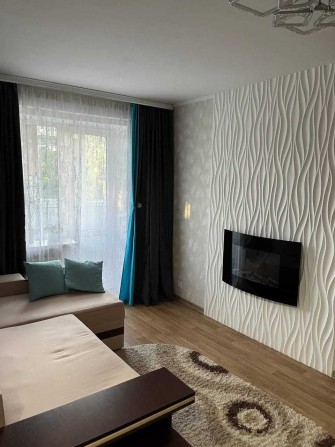 Продам 2-кімнатну квартиру в центрі міста Балаклія - фото 1