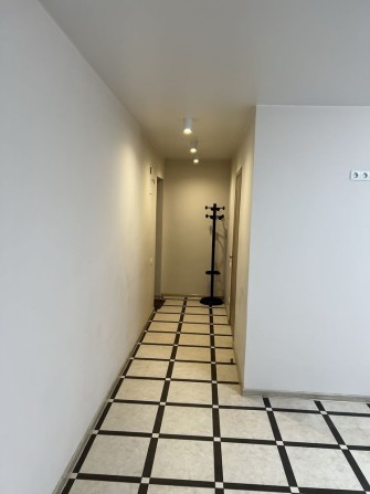 Продам однокімнатну квартиру в центрі міста - фото 1