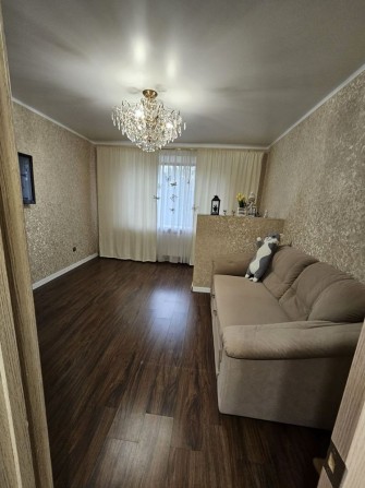 Продаю повністю готову квартиру з меблями та технікою - фото 1