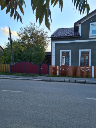 Двох кімнатна квартира в центрі міста. - фото 1