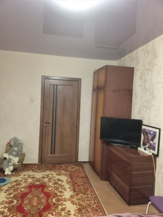 Продам 4-х кімнатну квартиру на Бабурці - фото 1