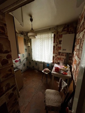 Продам трехкомнатную квартиру - фото 1